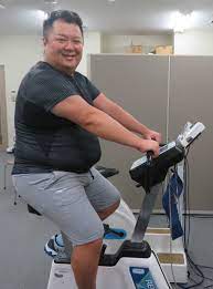ブラマヨ小杉 挑戦の前に体力測定 体脂肪率４６・７％にトレーナー絶句「この数字で走りきった人は…」― スポニチ Sponichi Annex 芸能 さん
